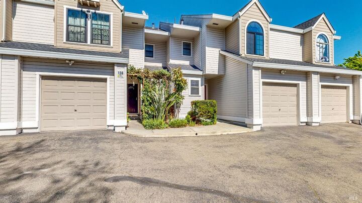 Property Photo:  158 N Dutton Avenue  CA 95401 
