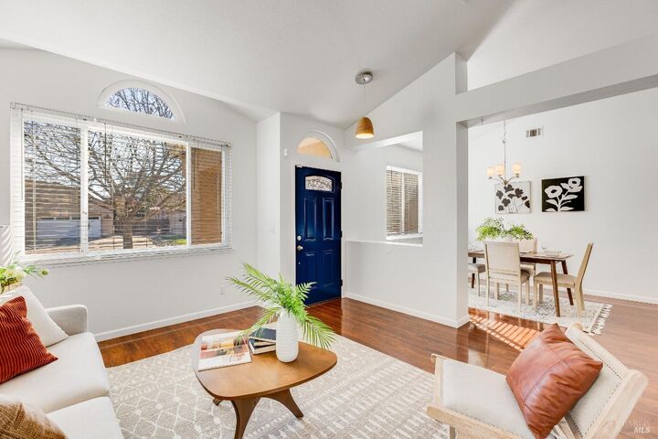 Property Photo:  1156 Fox Hound Court  CA 95687 