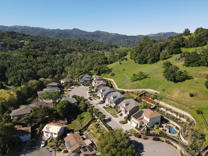 Property Photo:  35 Pearl Court  CA 94947 