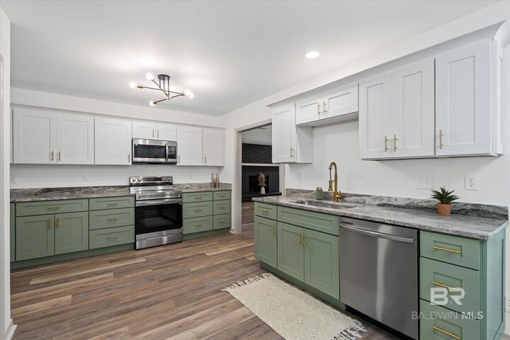 Property Photo: 2687 Lynndell Drive AL 36695