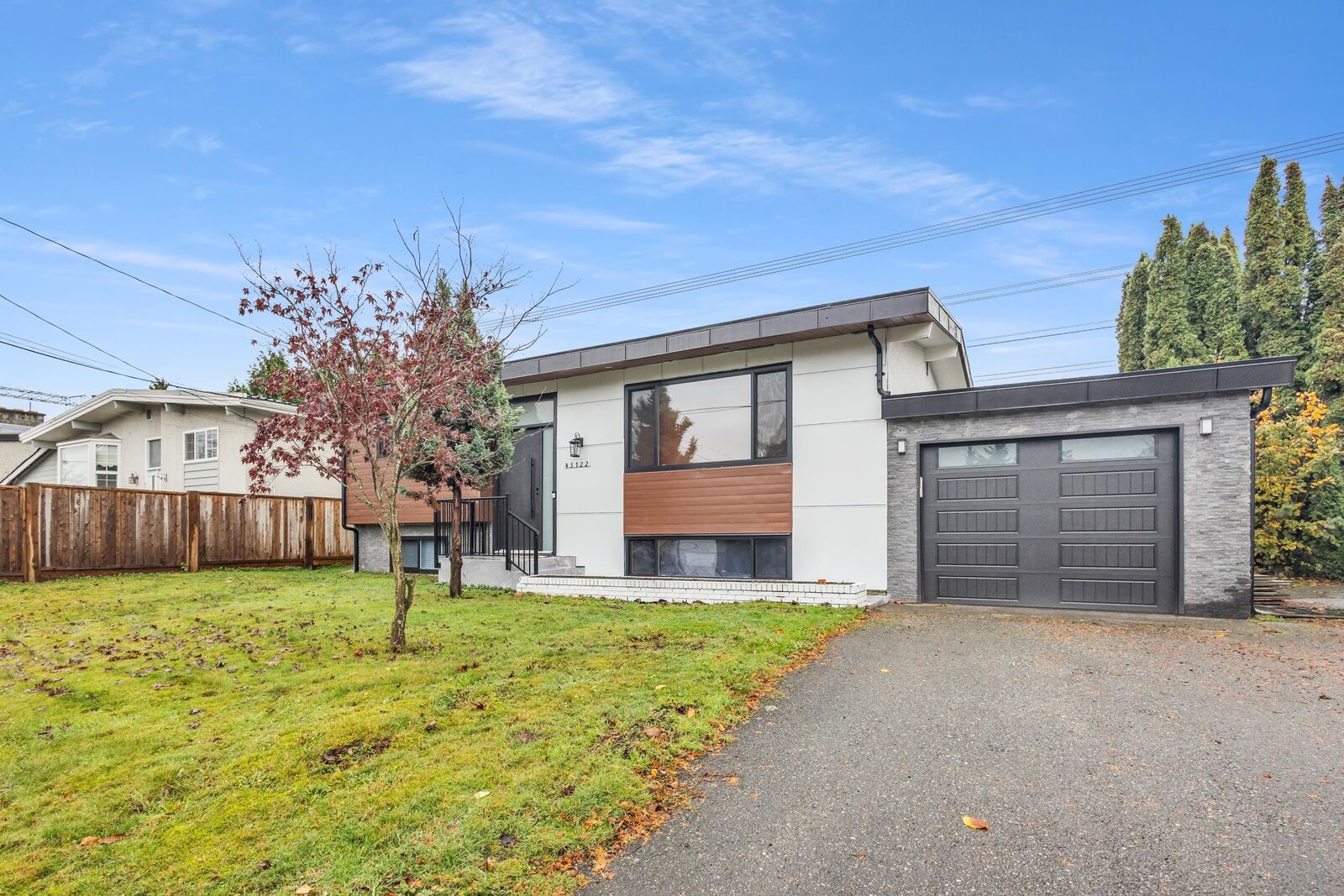 Property Photo:  45122 Balmoral Avenue  BC V2R 3G8 