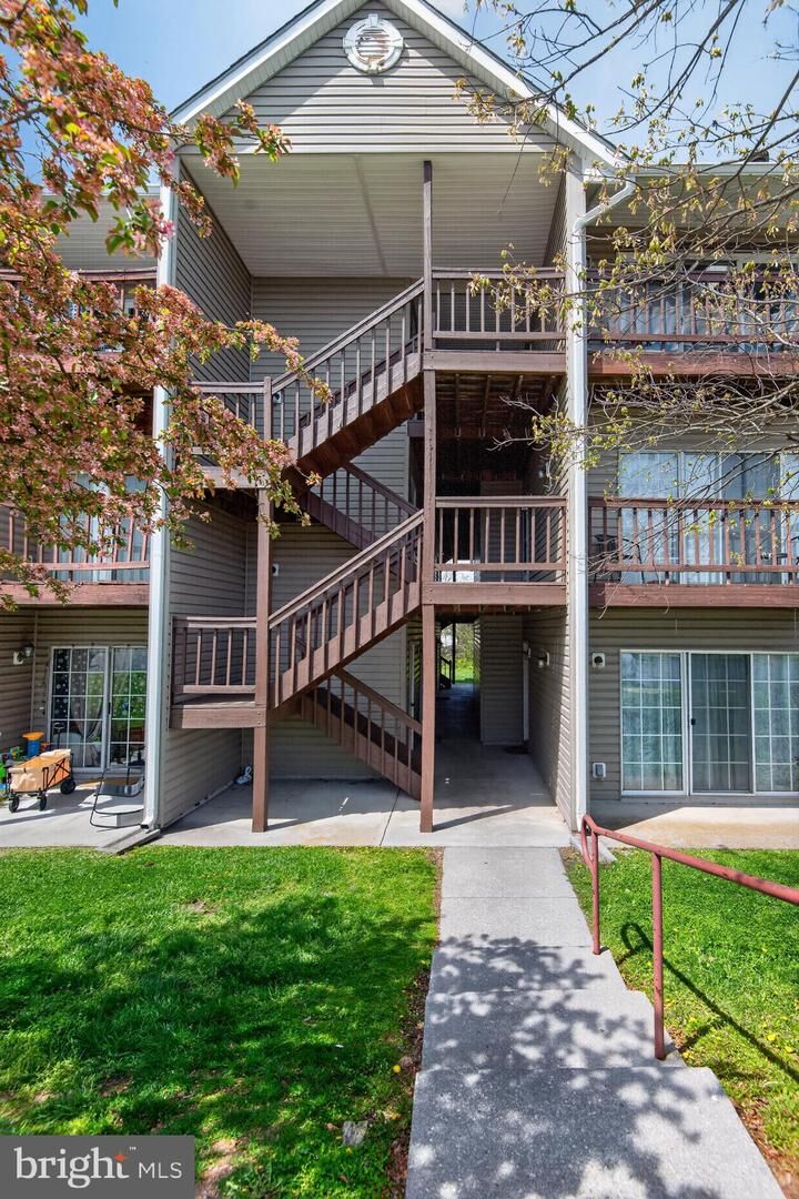 Property Photo: 102 Timberlake Terrace 11 VA 22655