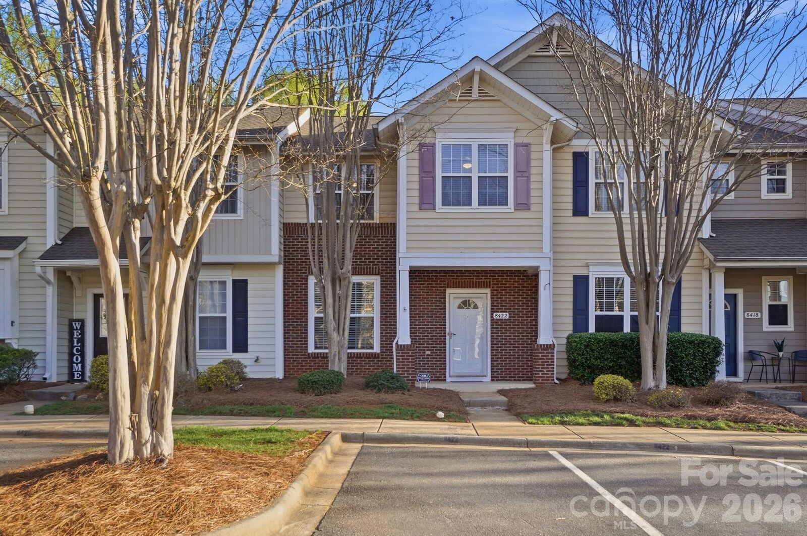 Property Photo:  8422 Chaceview Court  NC 28269 