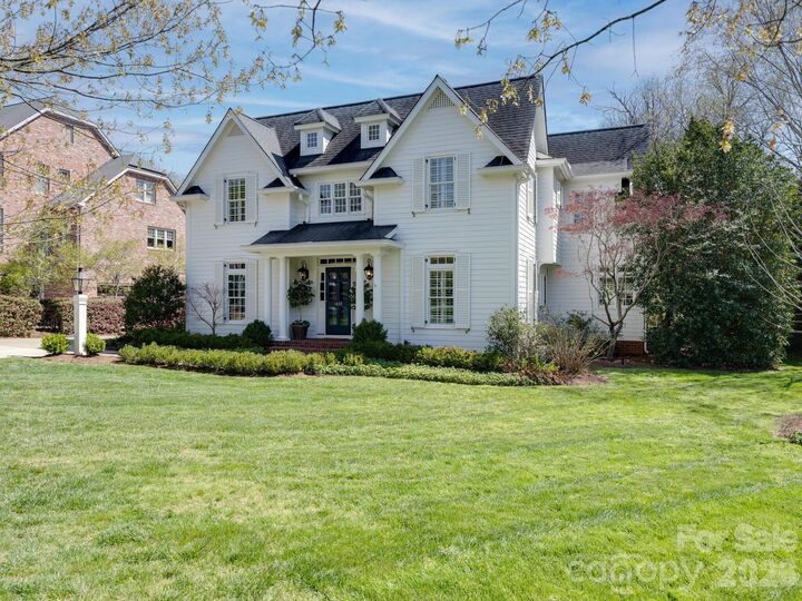 Property Photo: 1413 Andover Road NC 28211