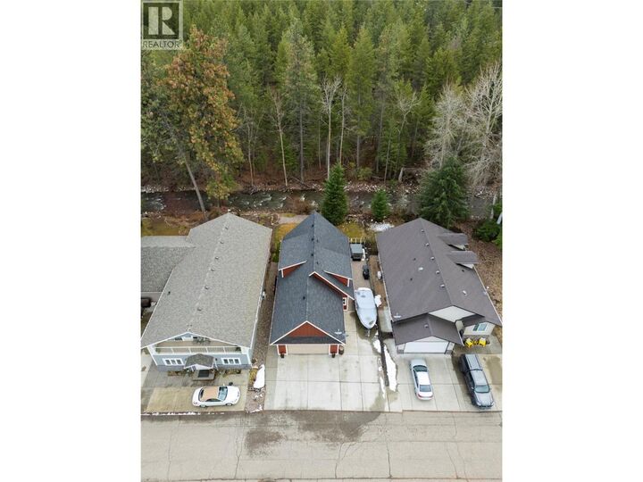 Property Photo:  132 Falcon Avenue  BC V1H 2A1 