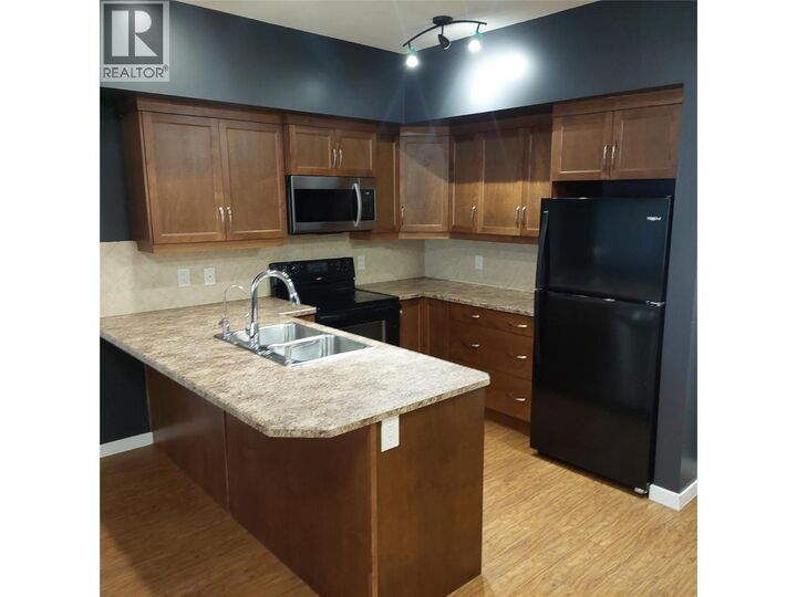 Property Photo: 850 Saucier Avenue 122 BC V1Y 6A3
