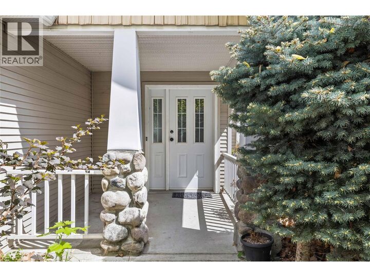 Property Photo: 3831 Gellatly Road South BC V4T 2P7