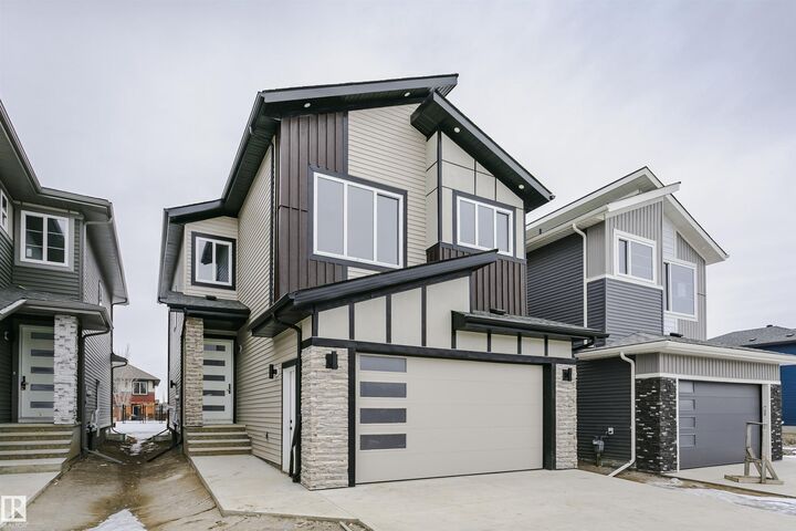Property Photo: 8411 Mayday Link Link SW AB T6X 3G1