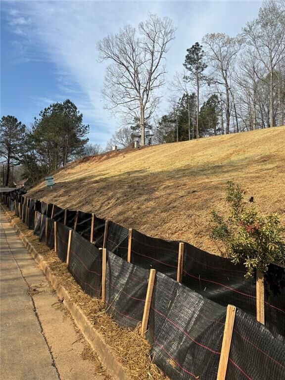 Property Photo:  9448 Woodlawn Drive  GA 30135 