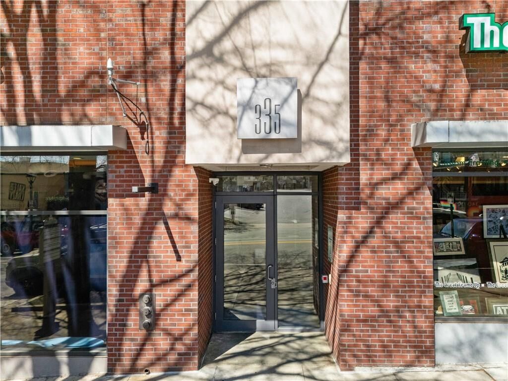 Property Photo:  335 W Ponce De Leon Avenue 404  GA 30030 