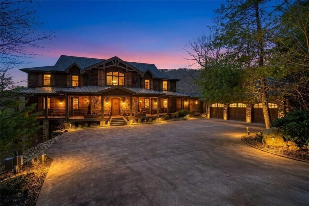 Property Photo:  124 Wilderness Way  GA 30536 