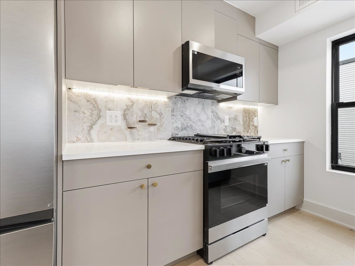 Property Photo: 62 Gardner Ave 3 NJ 07304