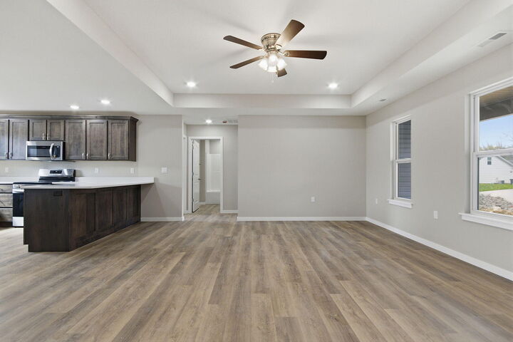 Property Photo:  817 Savannah Court  MO 65265 