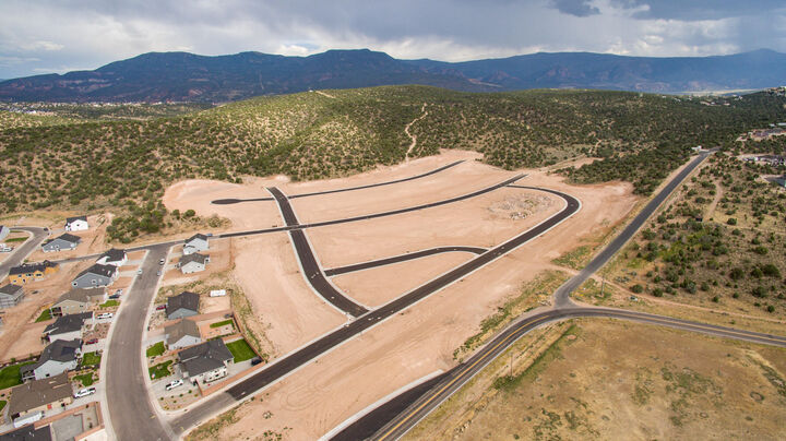 Property Photo:  612 S Renze Adams St Lot 136 Ph 5  UT 84720 