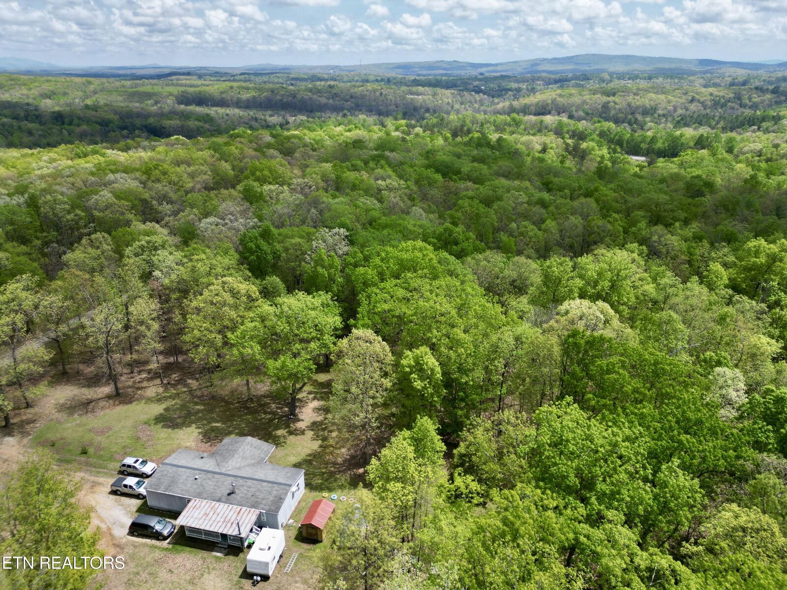 Property Photo: 751 Ozone Access Rd TN 37854