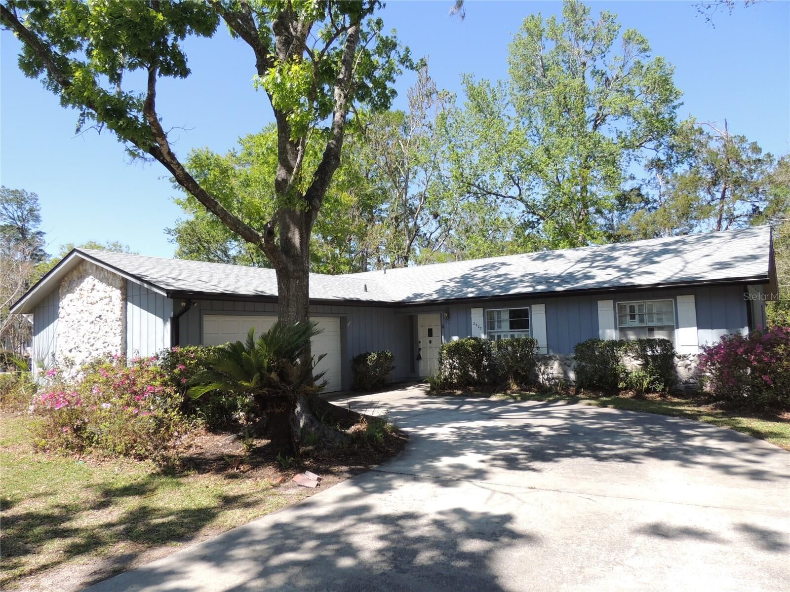 Property Photo: 2920 NW 54th Avenue FL 32653