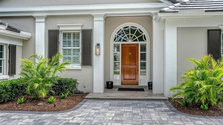 Property Photo: 228 Saint James Park FL 34229