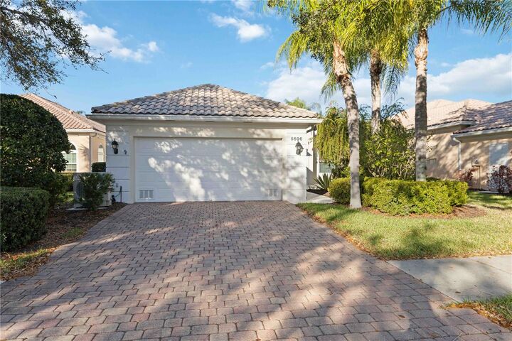 Property Photo:  5696 Ferrara Drive  FL 34238 
