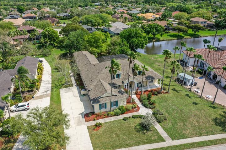 Property Photo: 7407 Pine Valley Street FL 34202