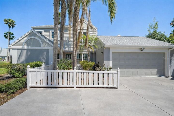 Property Photo:  3527 52nd Avenue W  FL 34210 