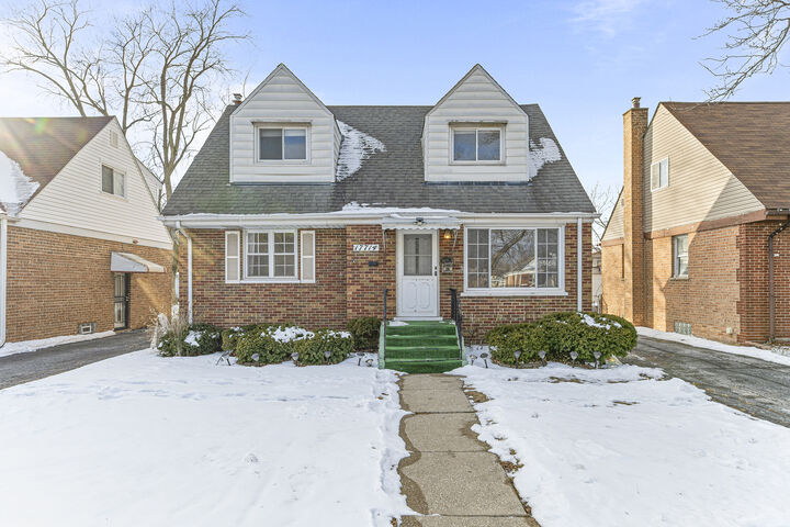 Property Photo: 17714 Burnham Avenue IL 60438