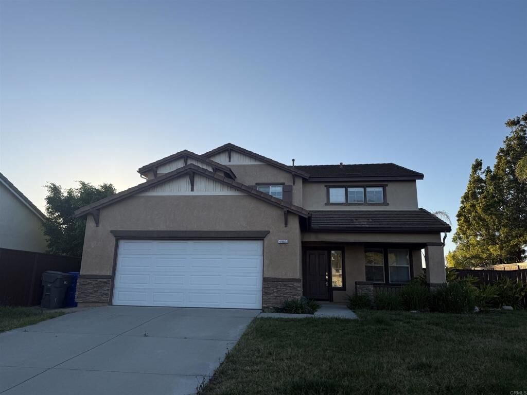 Property Photo:  4983 Calle Arquero  CA 92057 