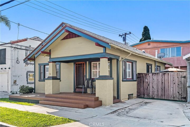 Property Photo: 2820 E Colorado Street CA 90814