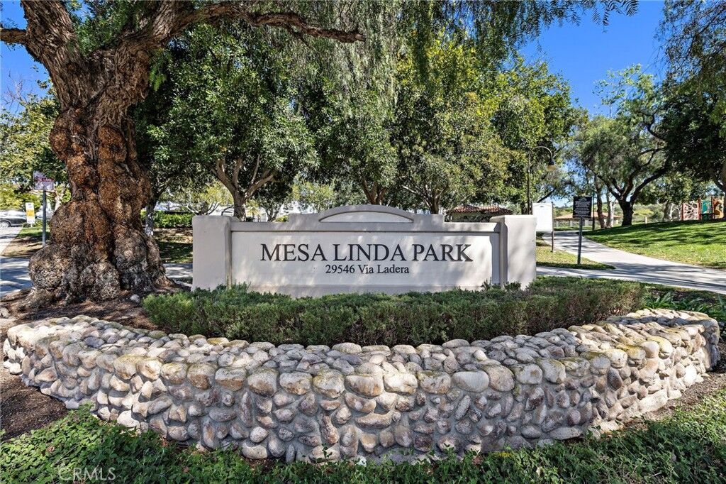 Property Photo: 85 Pomelo CA 92688