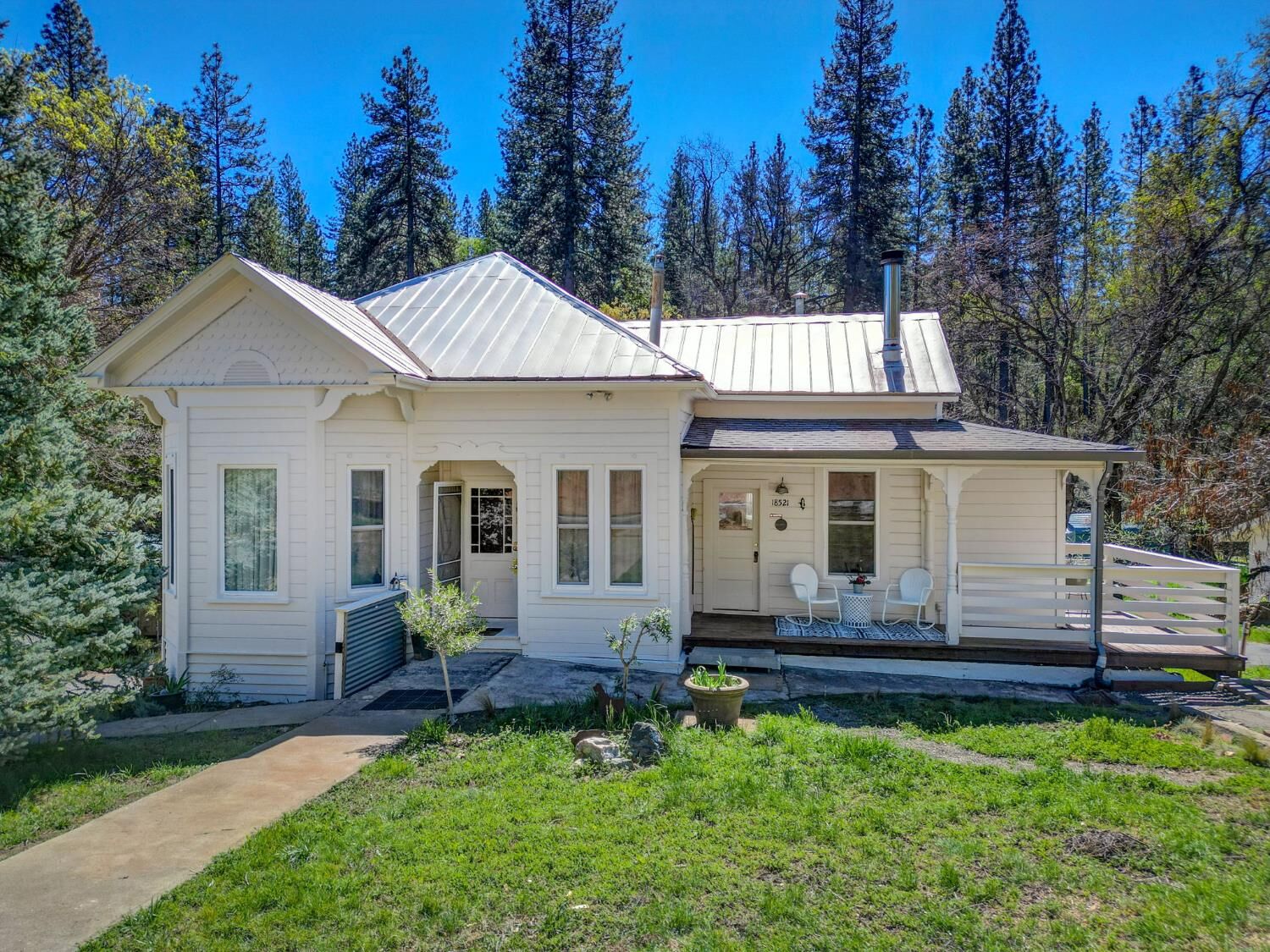 Property Photo:  18521 Main Street  CA 95321 