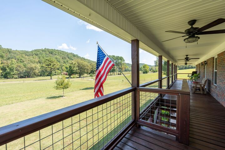 Property Photo:  6285 Rayburn Creek Rd  TN 38450 