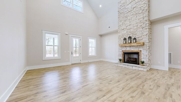 Property Photo: 404 Bethlehem Church Rd TN 37160