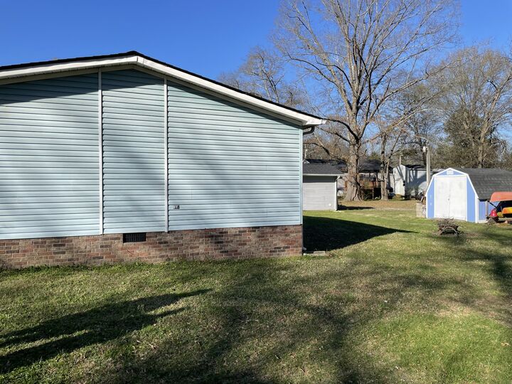 Property Photo:  1103 Oakdale St  TN 37355 