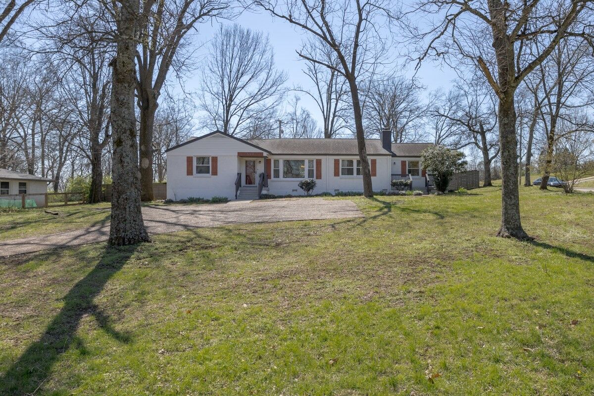 Property Photo: 500 Vantrease Rd TN 37115