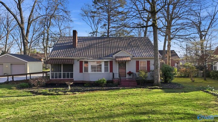 Property Photo:  214 Oakland Avenue  AL 35957 