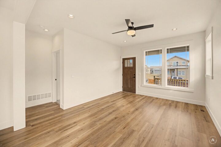 Property Photo: 2925 Travis Avenue MT 59601