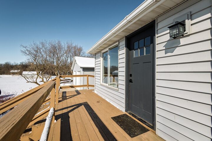 Property Photo: 12590 County Road 3 MN 56343