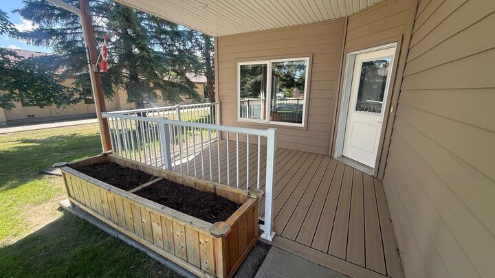 Property Photo: 501 5 Street W AB T0J 1P0