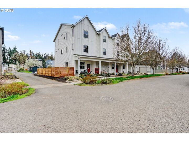 Property Photo: 2146 Audubon Ave OR 97302