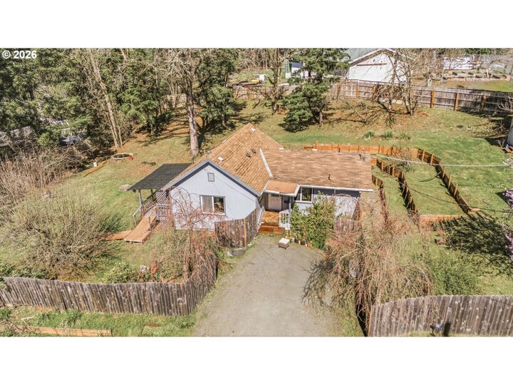 Property Photo:  1375 Pleasant View Dr  OR 97424 