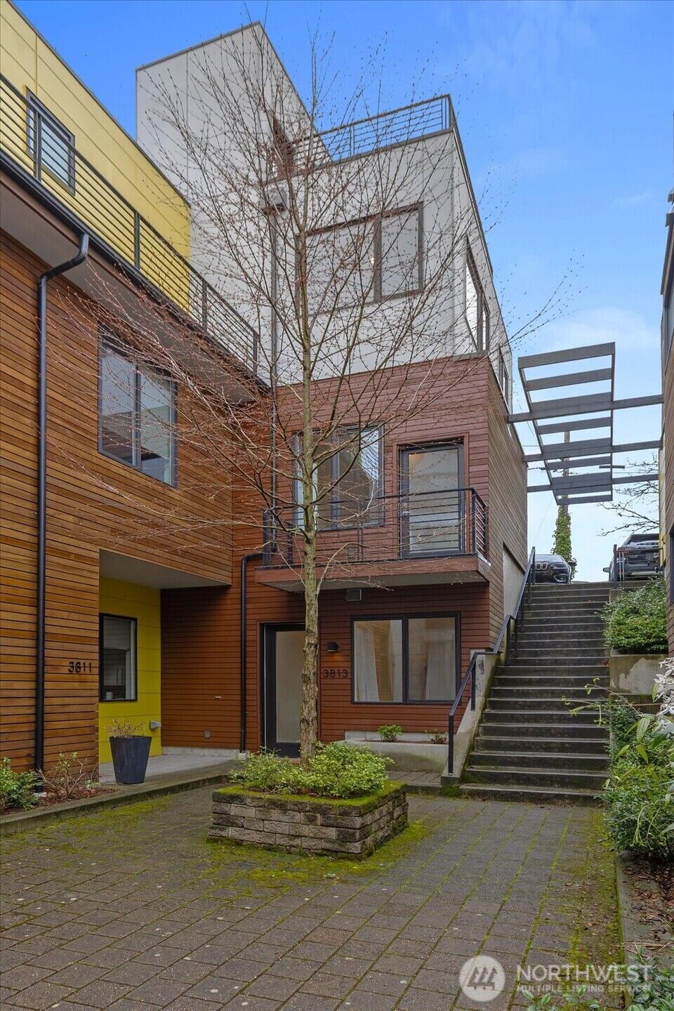 Property Photo:  3813  Fremont Lane N  WA 98103 
