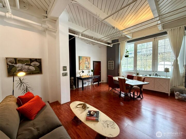 Property Photo:  707 S Snoqualmie Street 2B  WA 98108 