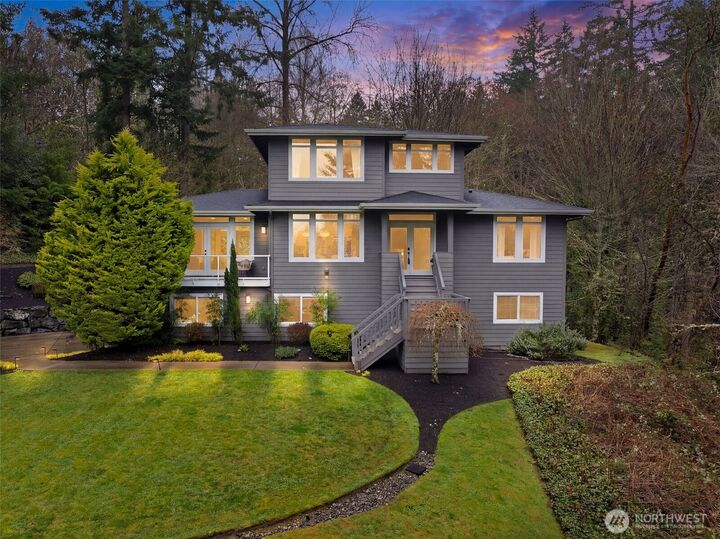 Property Photo: 9811 Ridgeway Drive WA 98332