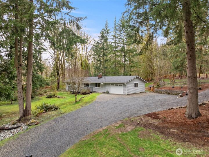 Property Photo:  13425 N Echo Lake Road  WA 98296 