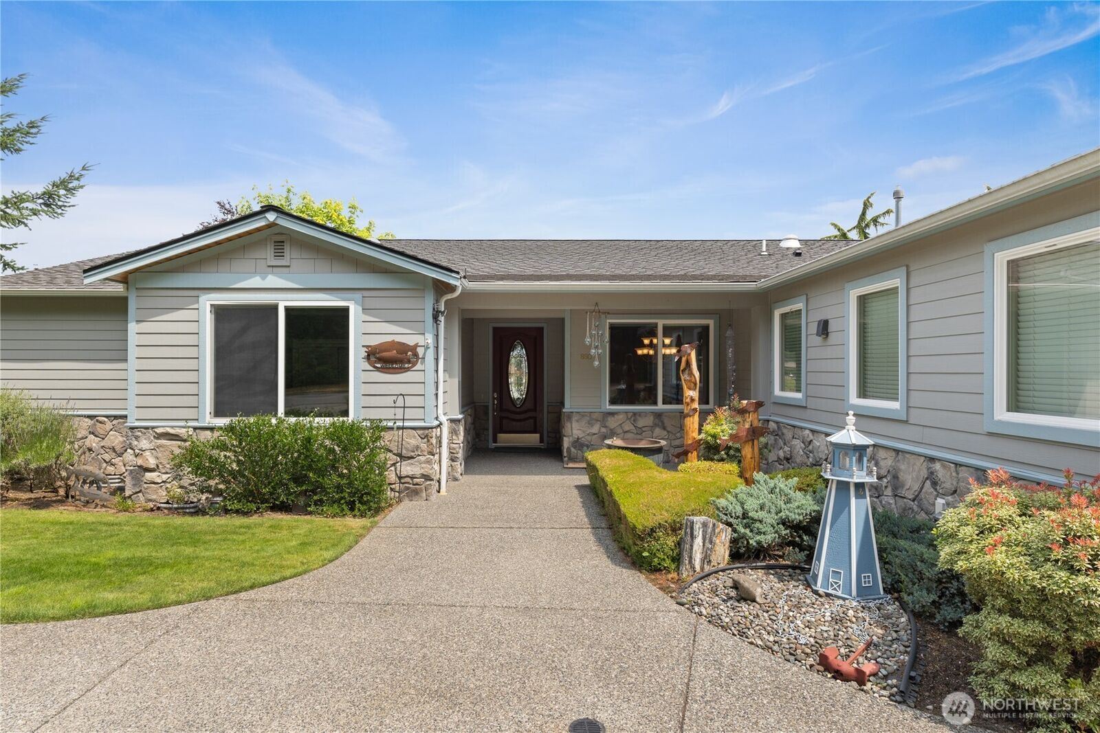 Property Photo:  880  Shoshone Drive  WA 98257 