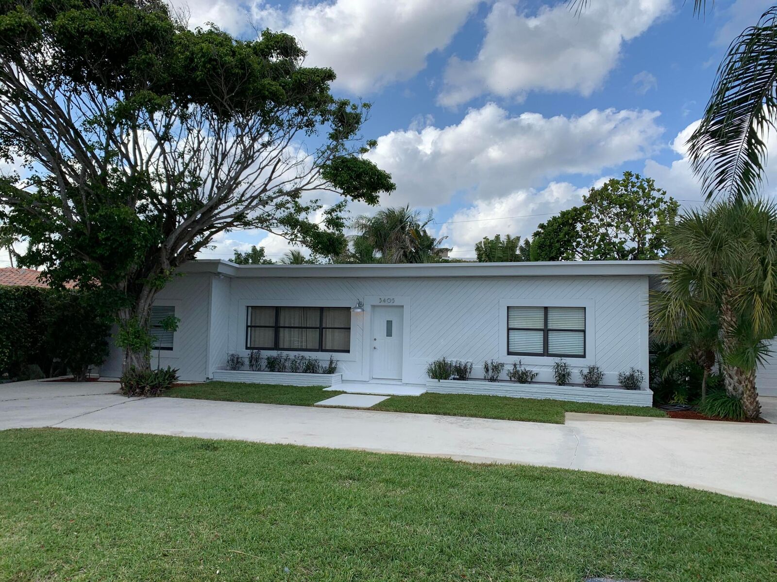 Property Photo:  3405 Dover Road  FL 33062 