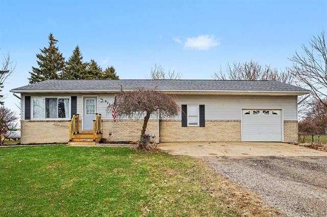 Property Photo: 677 E Vermontville Highway MI 48813