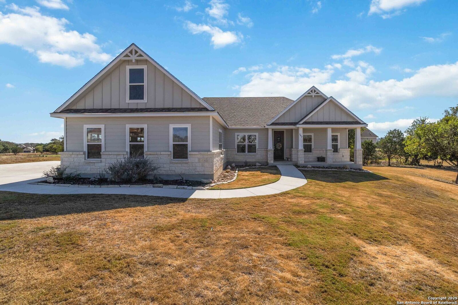 Property Photo:  342 Wood View  TX 78003 