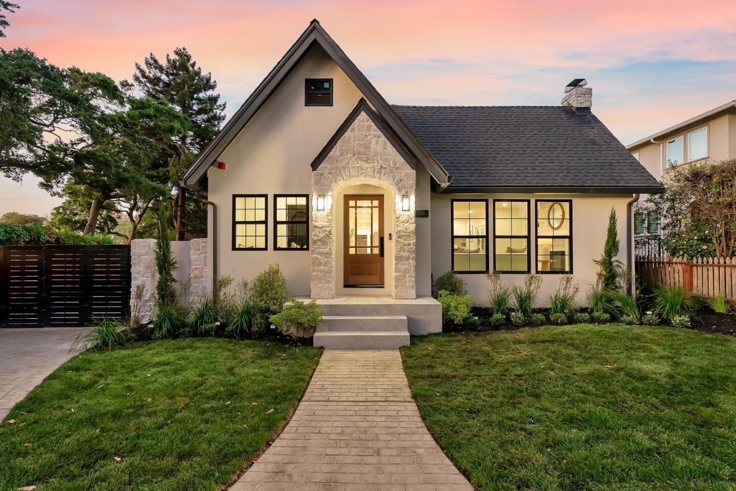 Property Photo:  1516 Cortez Avenue  CA 94010 