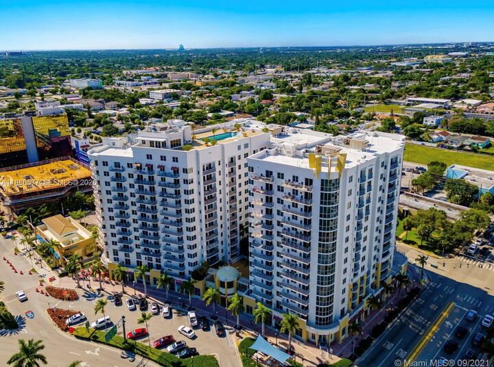 Property Photo: 1830 Radius Dr 1222 FL 33020