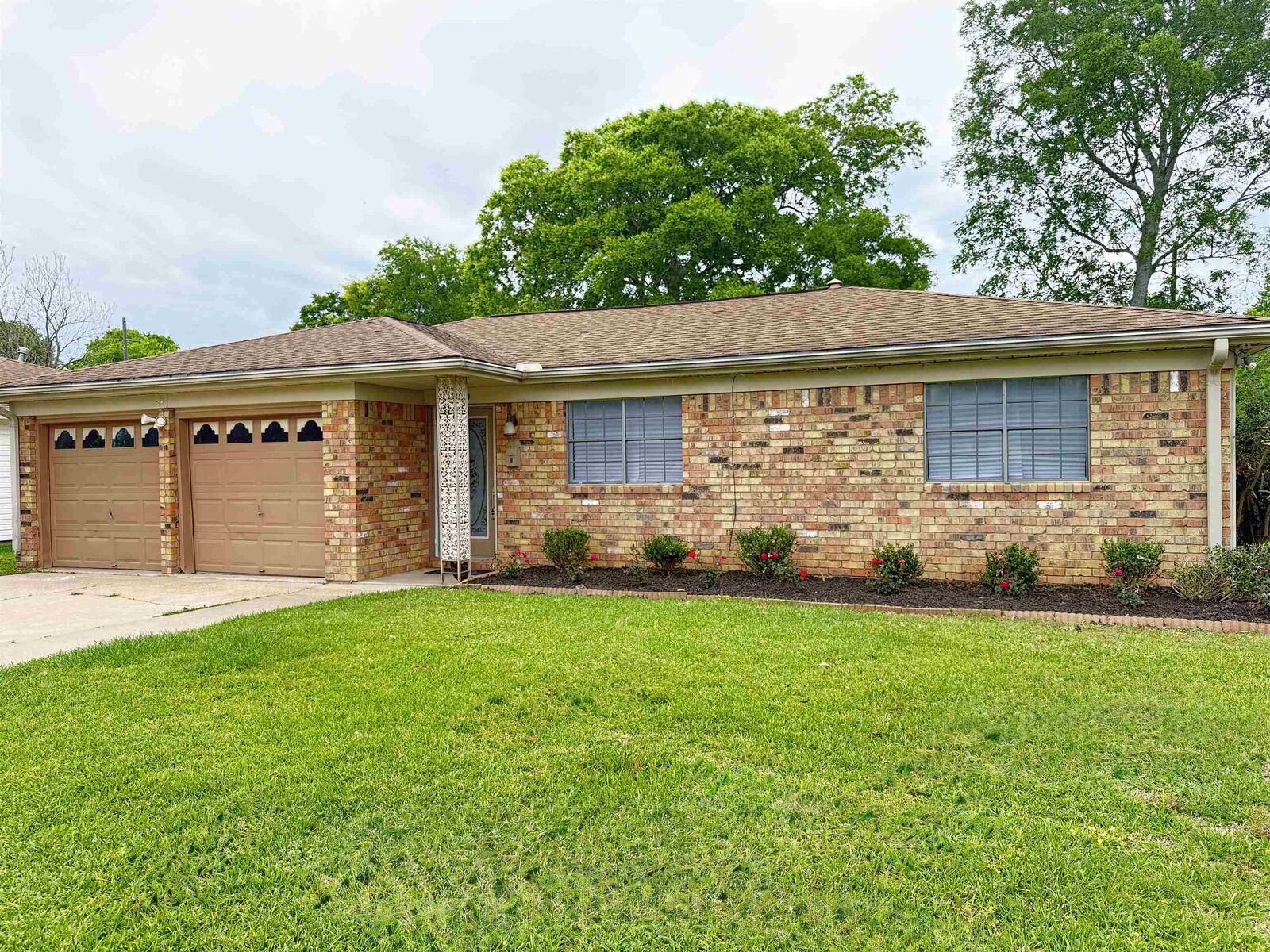 Property Photo:  9760 Broun St  TX 77707 